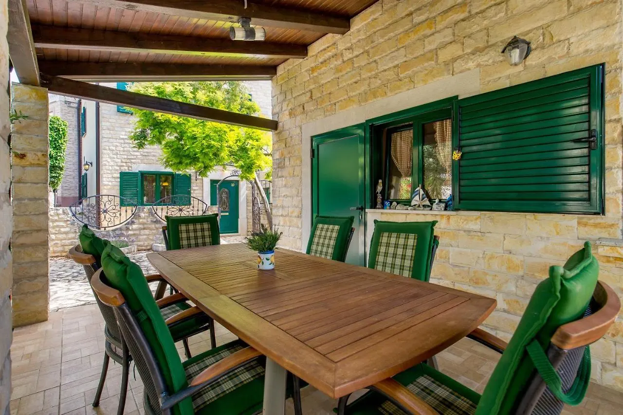 Kuca Za Odmor Izidora Apartment Crikvenica